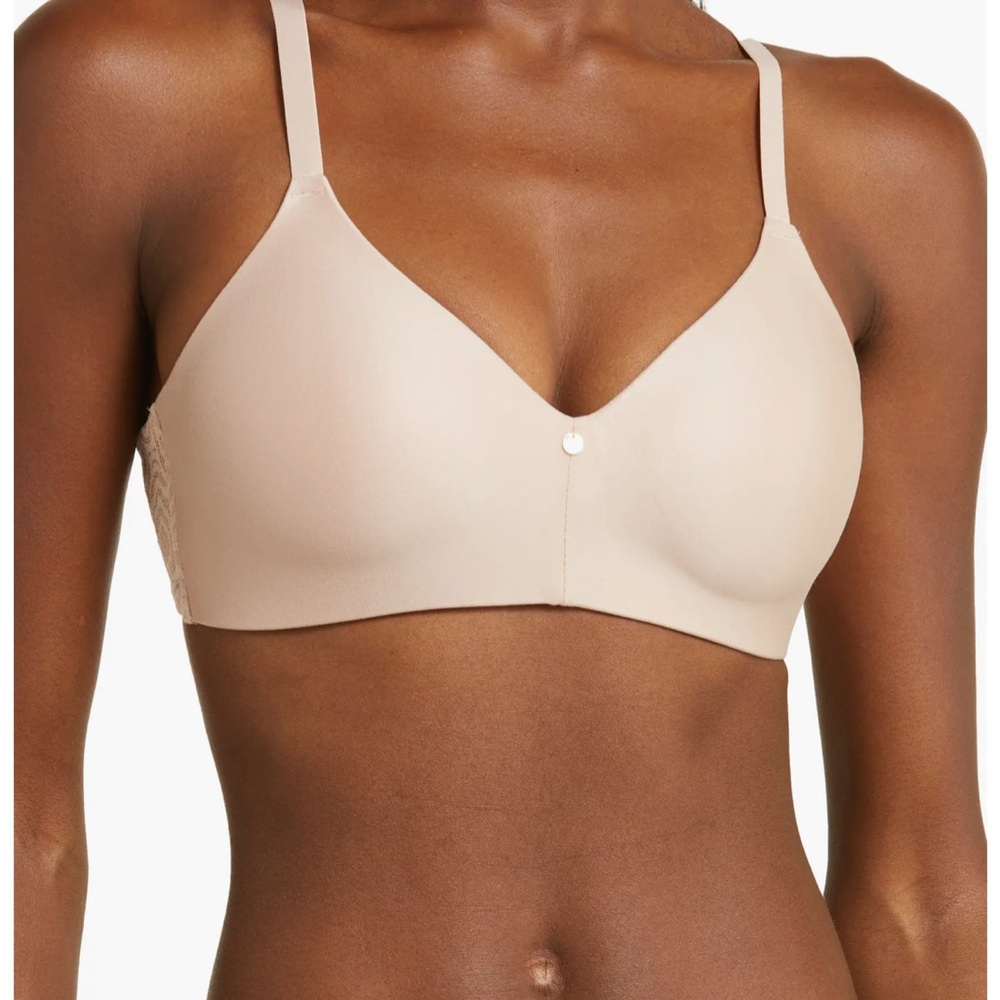 Chantelle C Jolie Wireless T-Shirt Bra size 32F
